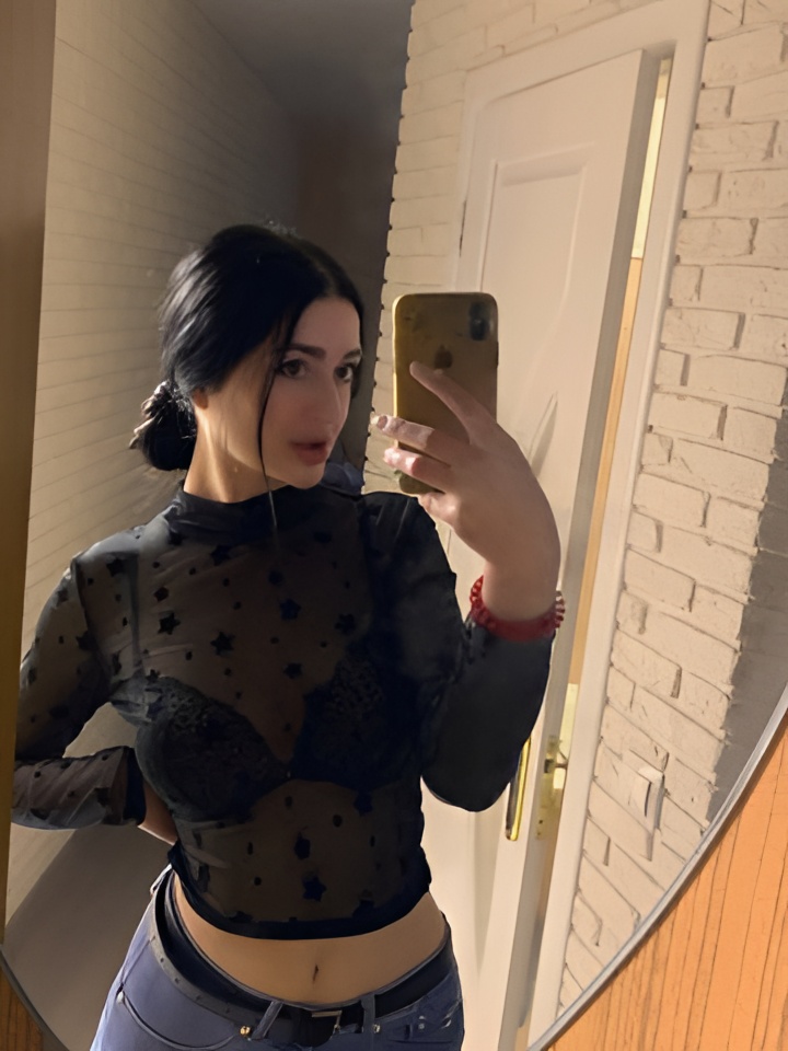 Василиса привлекальеная девушка из Кропоткина цена от 4000 руб