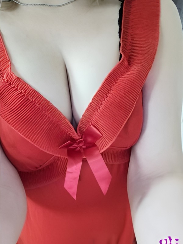 Елена привлекательная девушка из Кропоткина цена от 1500 руб