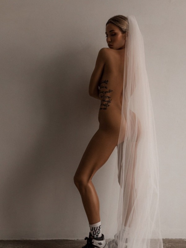 Камилла привлекательная девушка из Кропоткина цена от 3000 руб